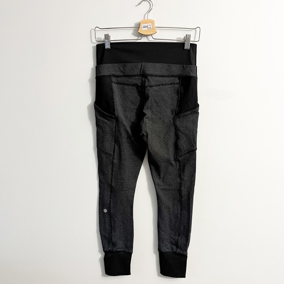 Lululemon en route crops diamond dot black 4 - Picture 3 of 5